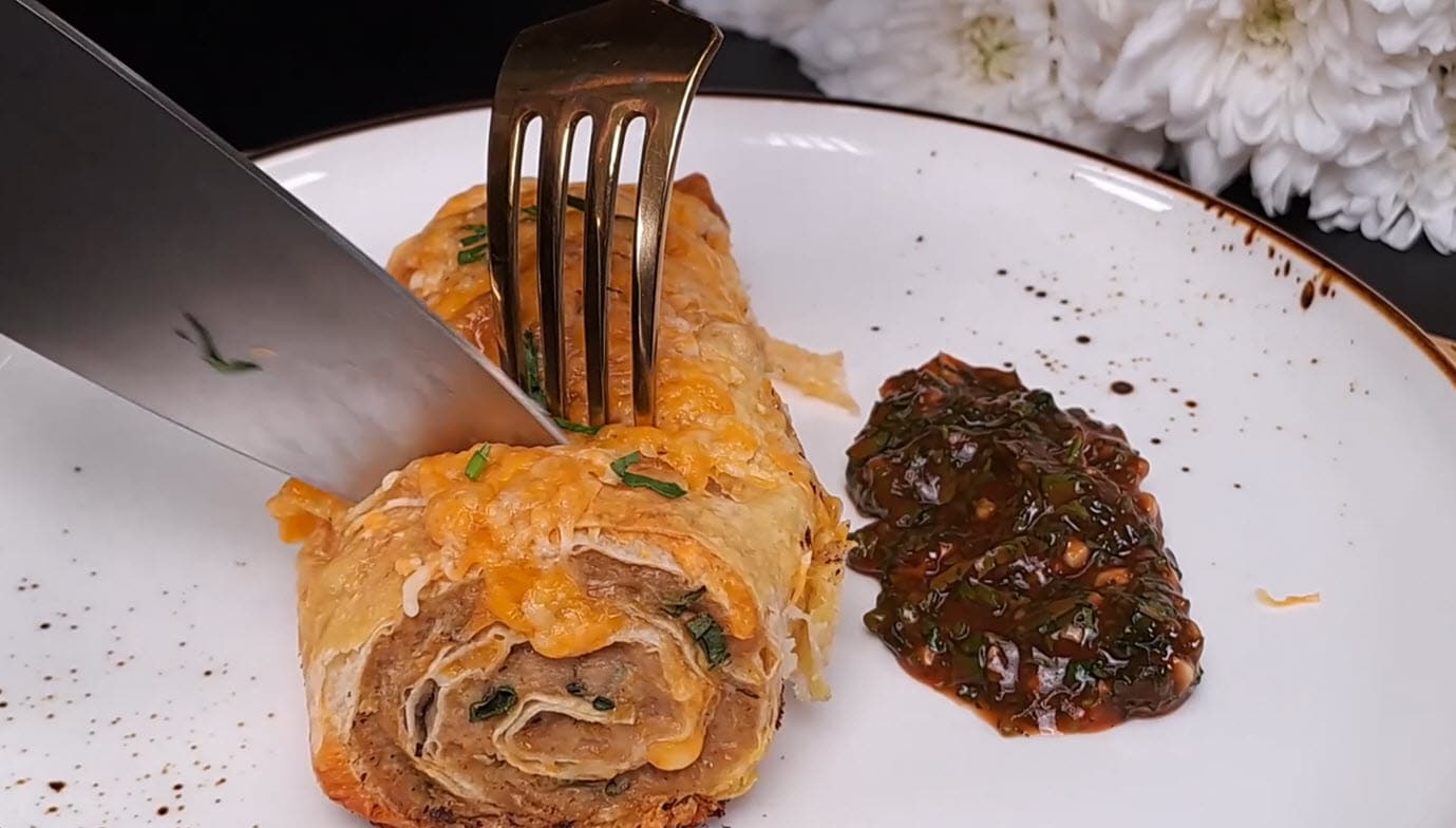 Cheesy Meat Tortilla Roll with Garlic-Cilantro Sauce